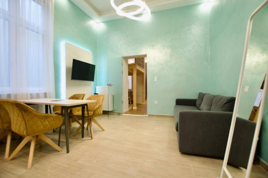 Standard By Hi5- Charming Apartment